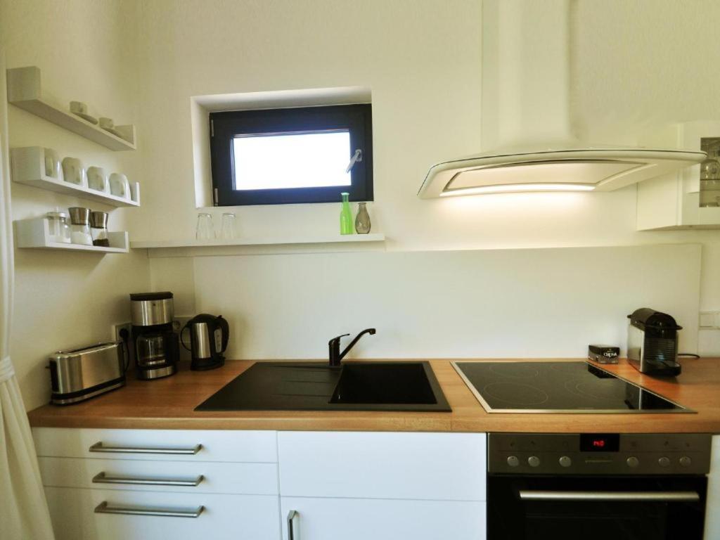 Ferienwohnung Am Moselufer Zell an der Mosel Exterior foto